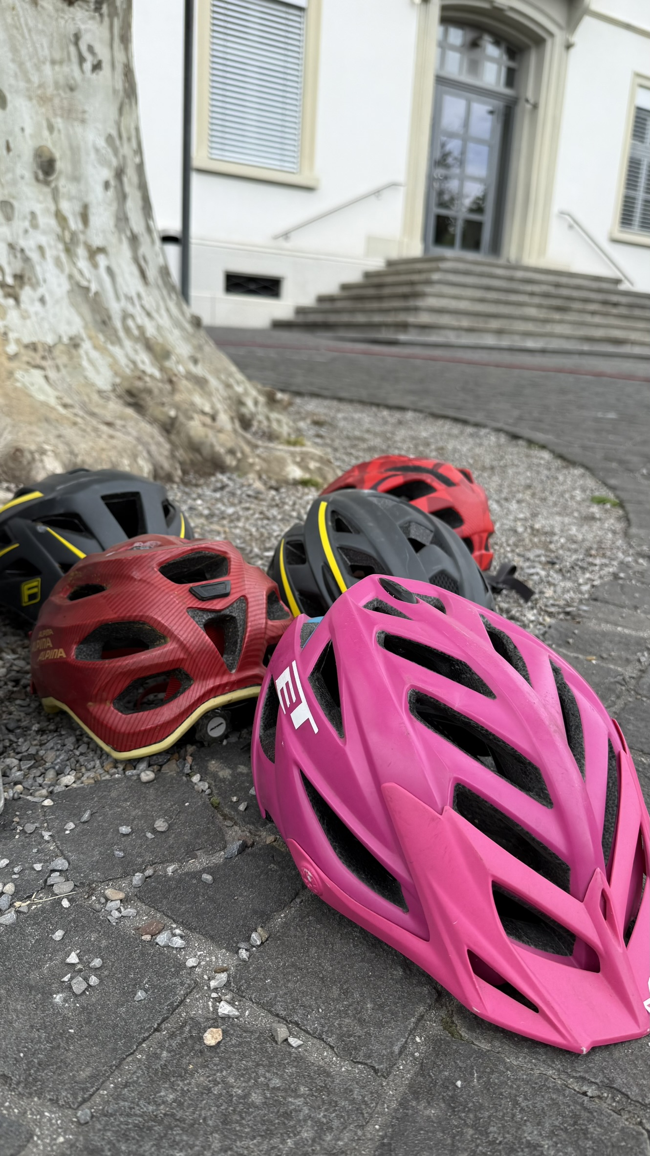 Helme beim Sport Kids Anlass